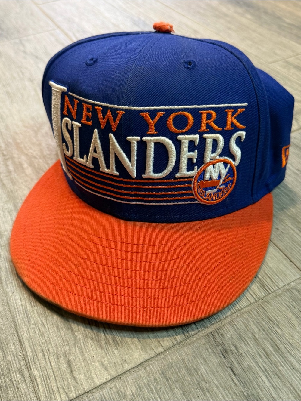 Vintage New York Islanders New Era Snap Back NHL Hockey Hat 90's
